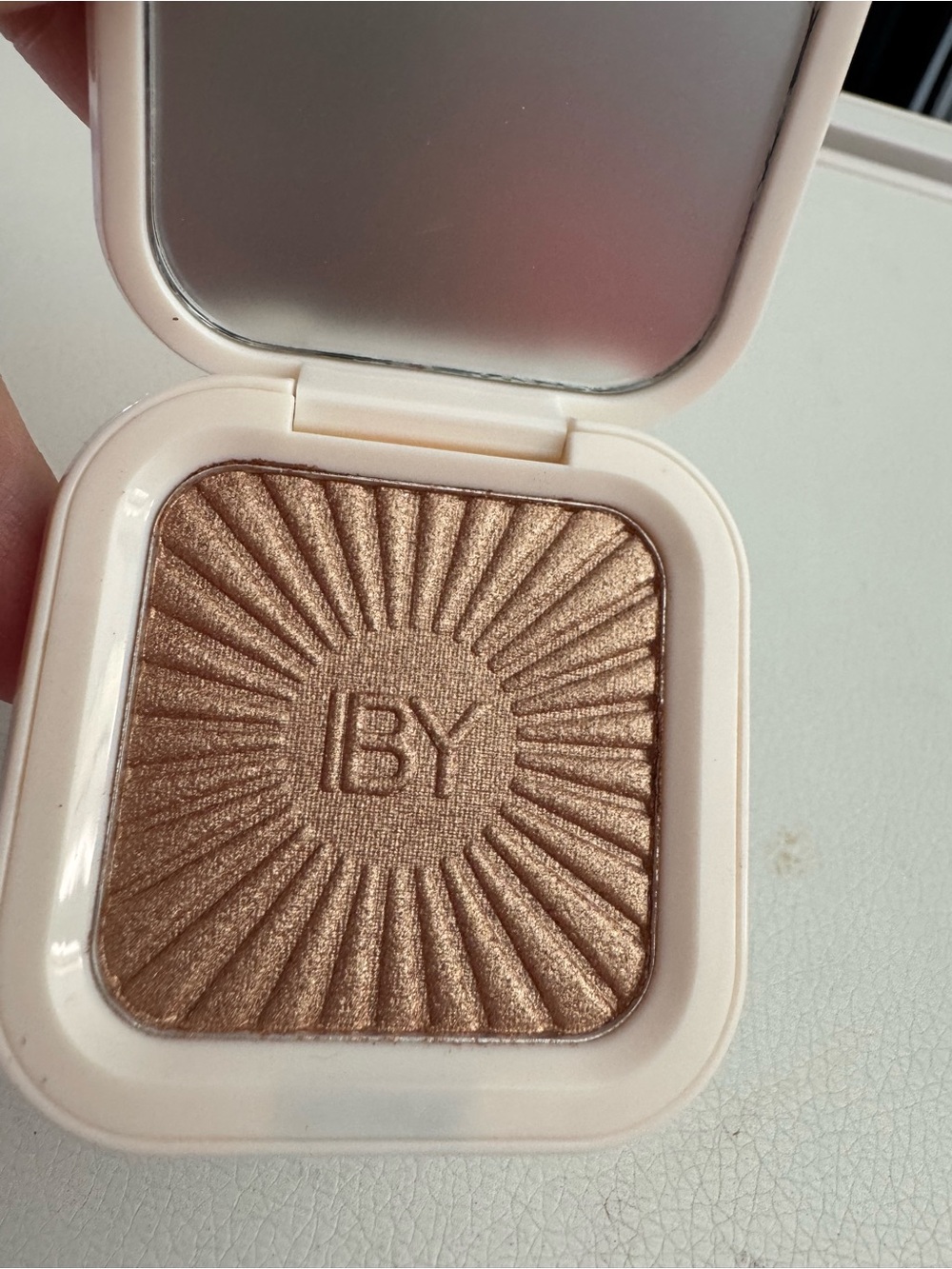 IBY Radiate Glow Hilite Powder - 24K Magic